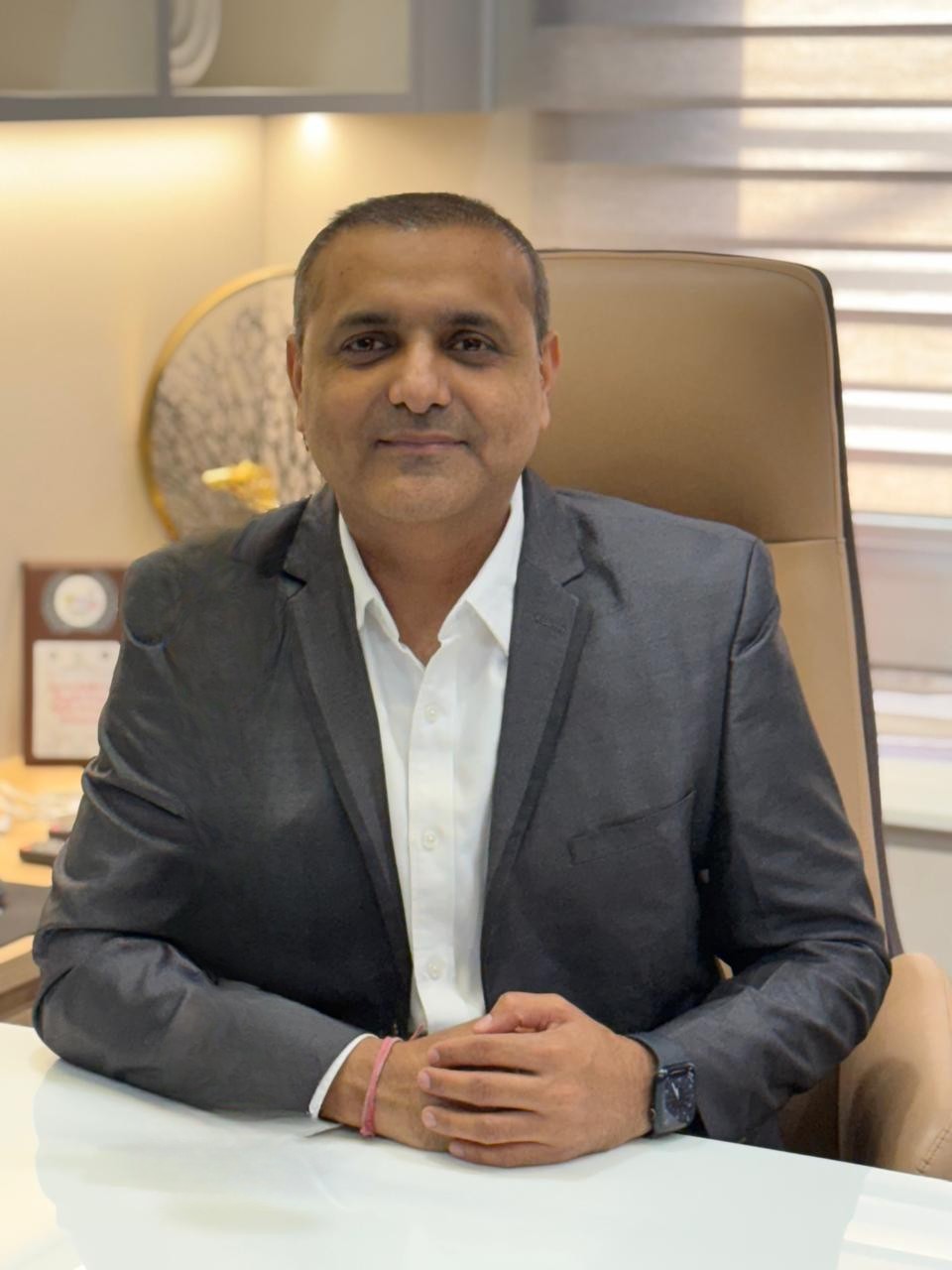 Dr. Deven Jogal, Advanced Gynae Laparoscopic Surgeon & Endometriosis Specialist at Jogal Women's Hospital, Bhuj